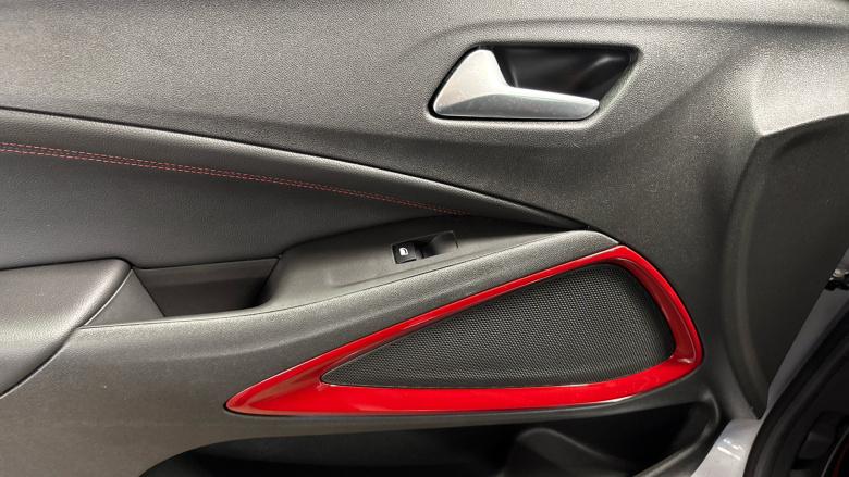 Vauxhall Crossland 1.2 Turbo SRi Nav 5dr Petrol Hatchback